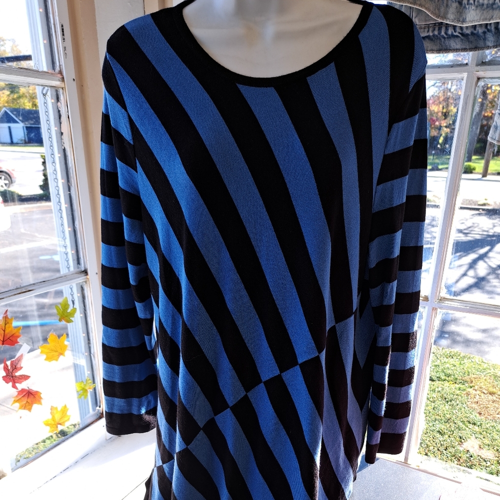 Alfani sweater